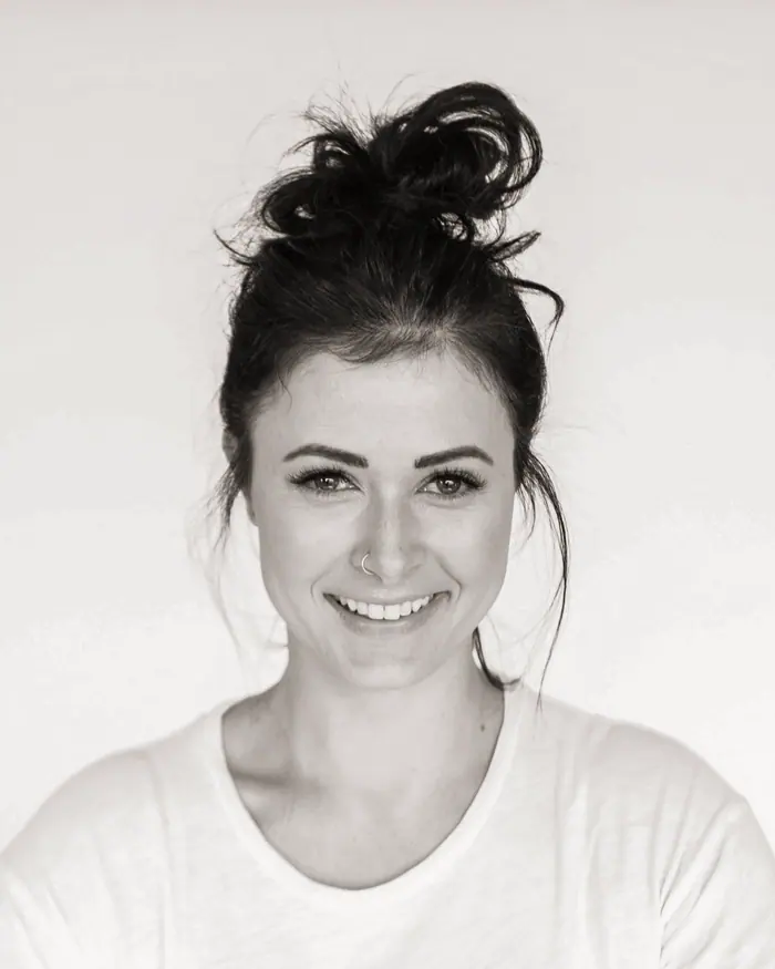 Andreea Munteanu, Hair Stylist & Colorist