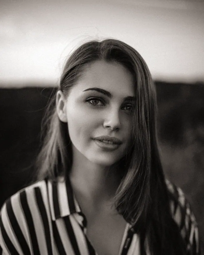 Cristina Vasilescu, Cosmetician & Skin Therapist